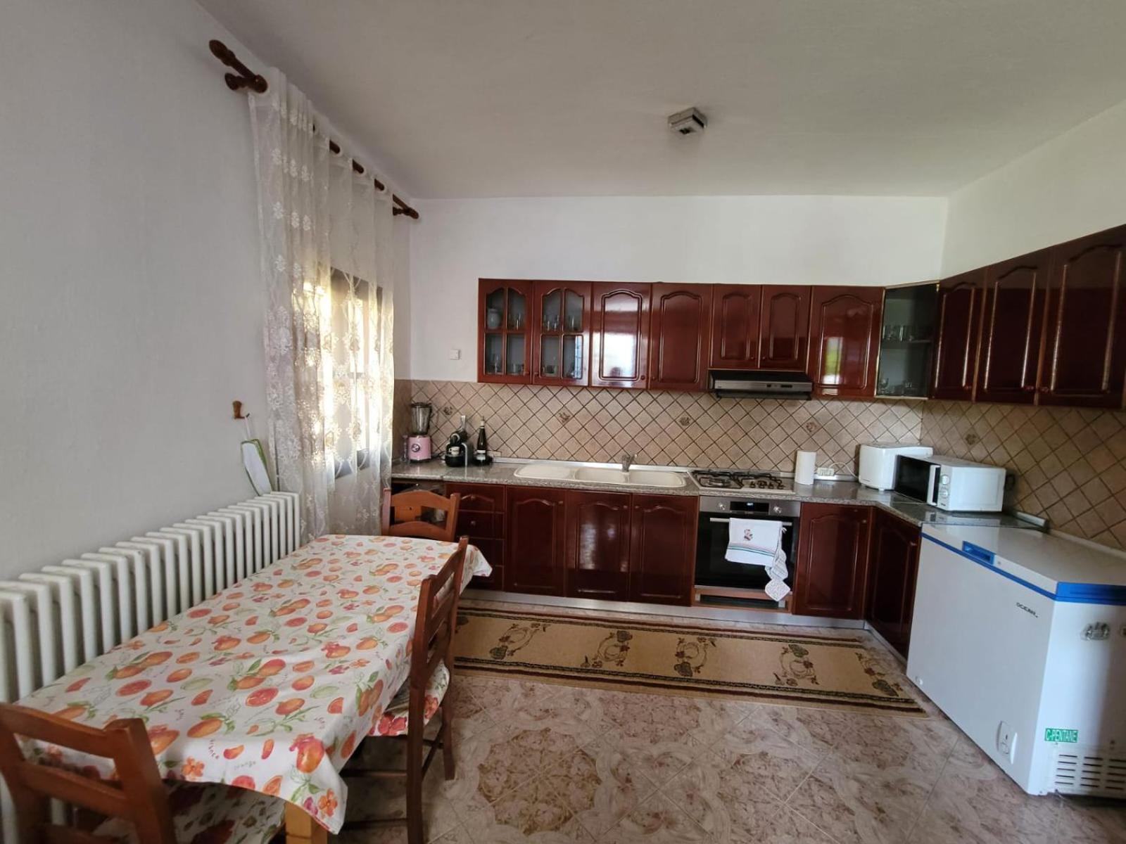 Private Room On A Shared Apartament Near Durres Beach Экстерьер фото