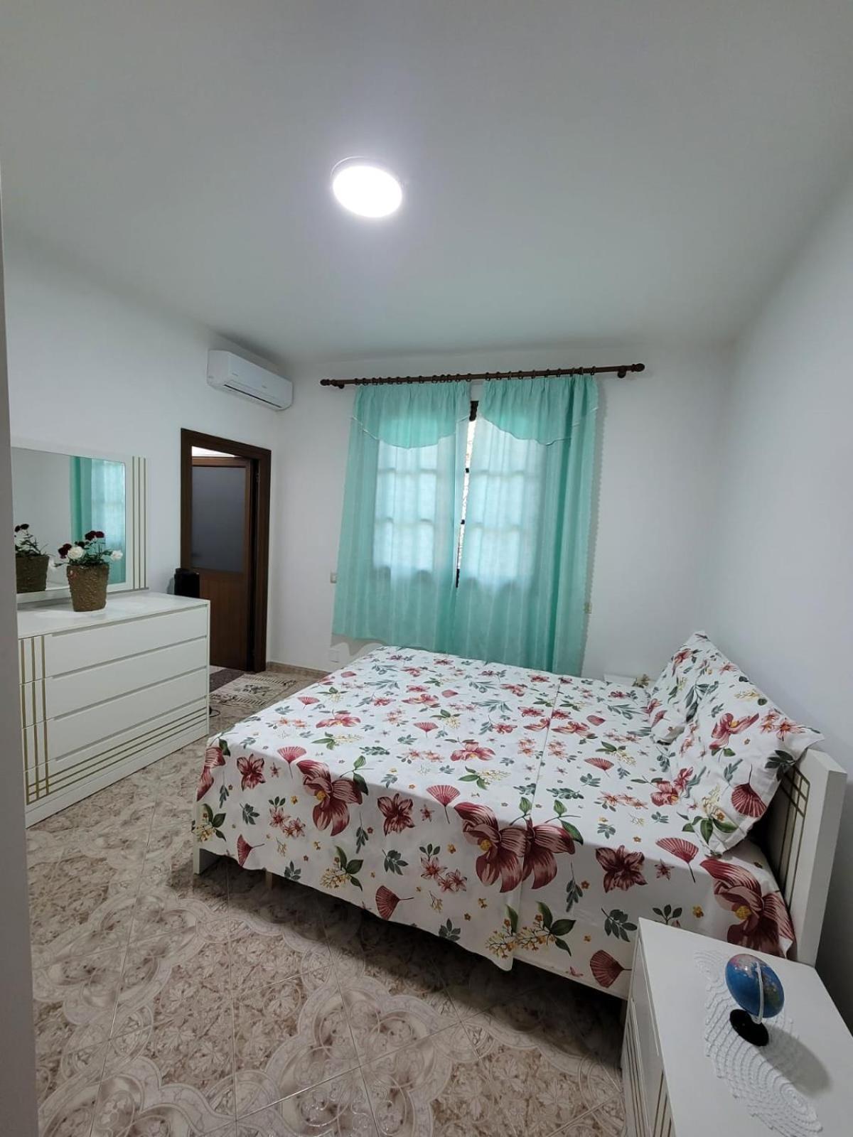 Private Room On A Shared Apartament Near Durres Beach Экстерьер фото