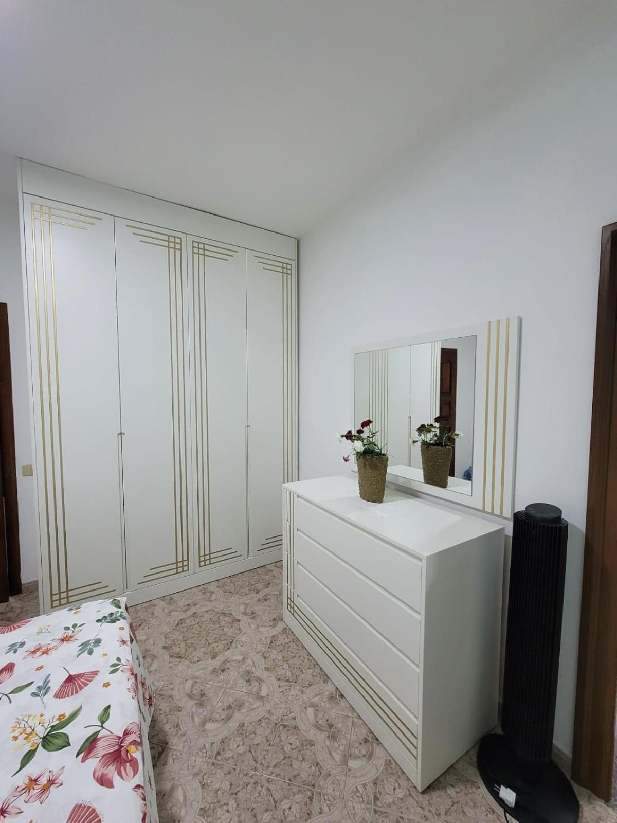 Private Room On A Shared Apartament Near Durres Beach Экстерьер фото