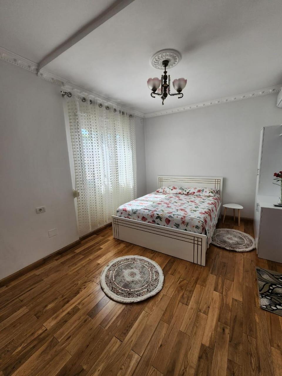 Private Room On A Shared Apartament Near Durres Beach Экстерьер фото