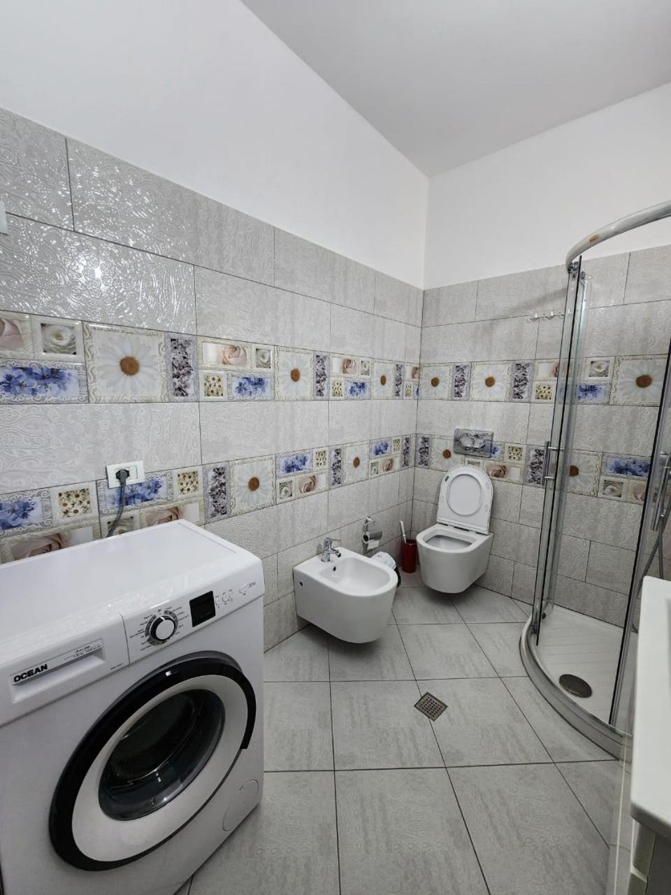 Private Room On A Shared Apartament Near Durres Beach Экстерьер фото