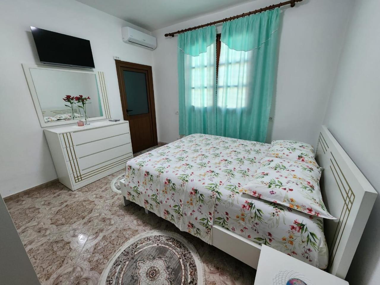 Private Room On A Shared Apartament Near Durres Beach Экстерьер фото