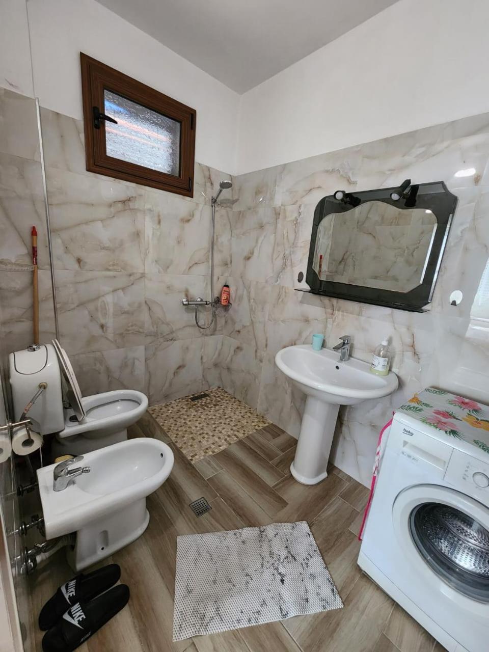 Private Room On A Shared Apartament Near Durres Beach Экстерьер фото
